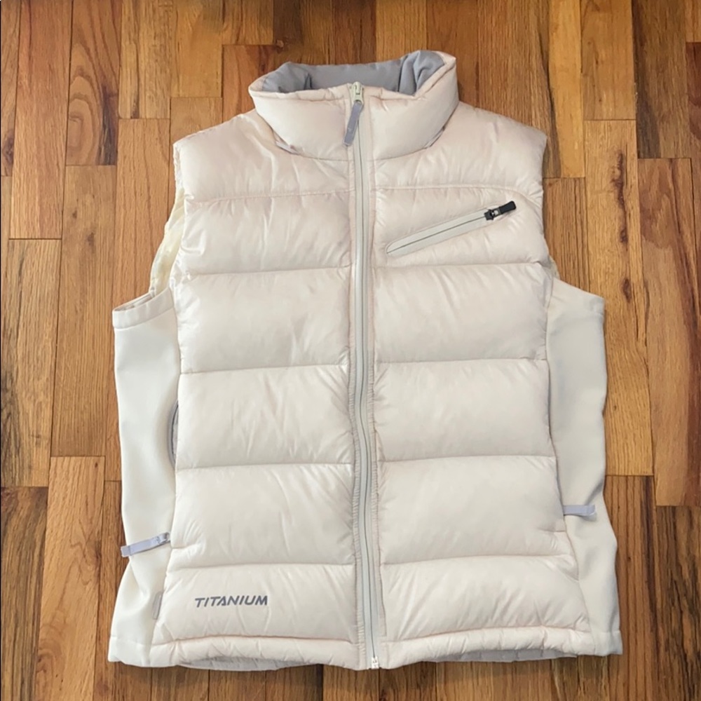 Columbia puffer vest